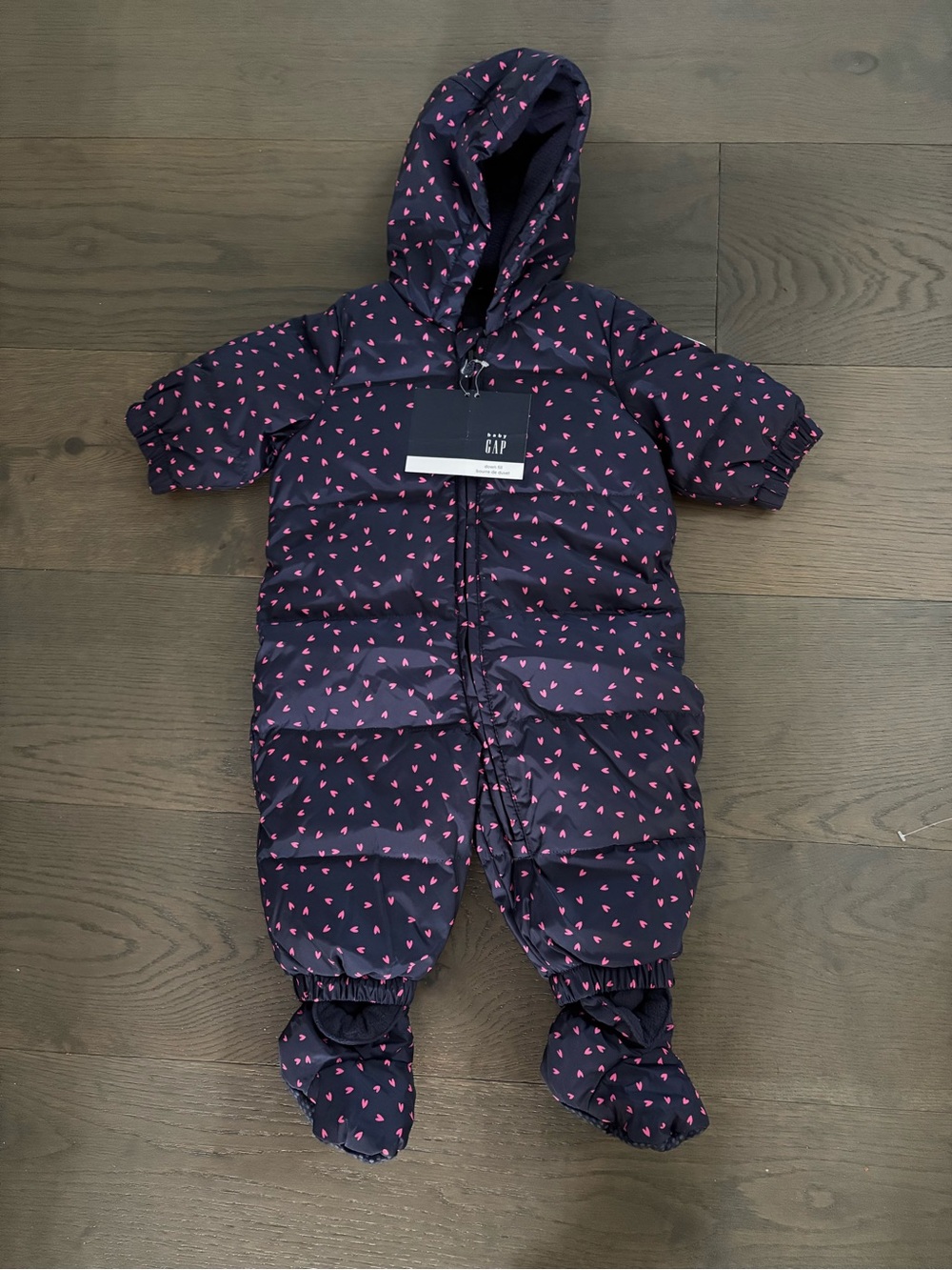 Baby gap warm down filled snowsuit 0-6M NWT ret $139